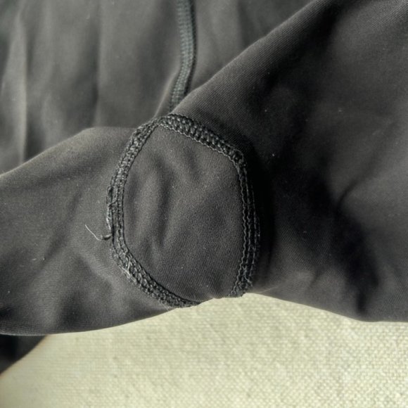 (one of a kind!) SAMPLE lululemon luxtreme tights 28" dotted seams - Picture 3 of 6